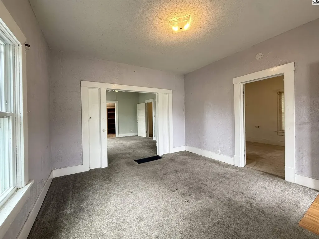 326 N Chemical Street Hutchinson KS 67501