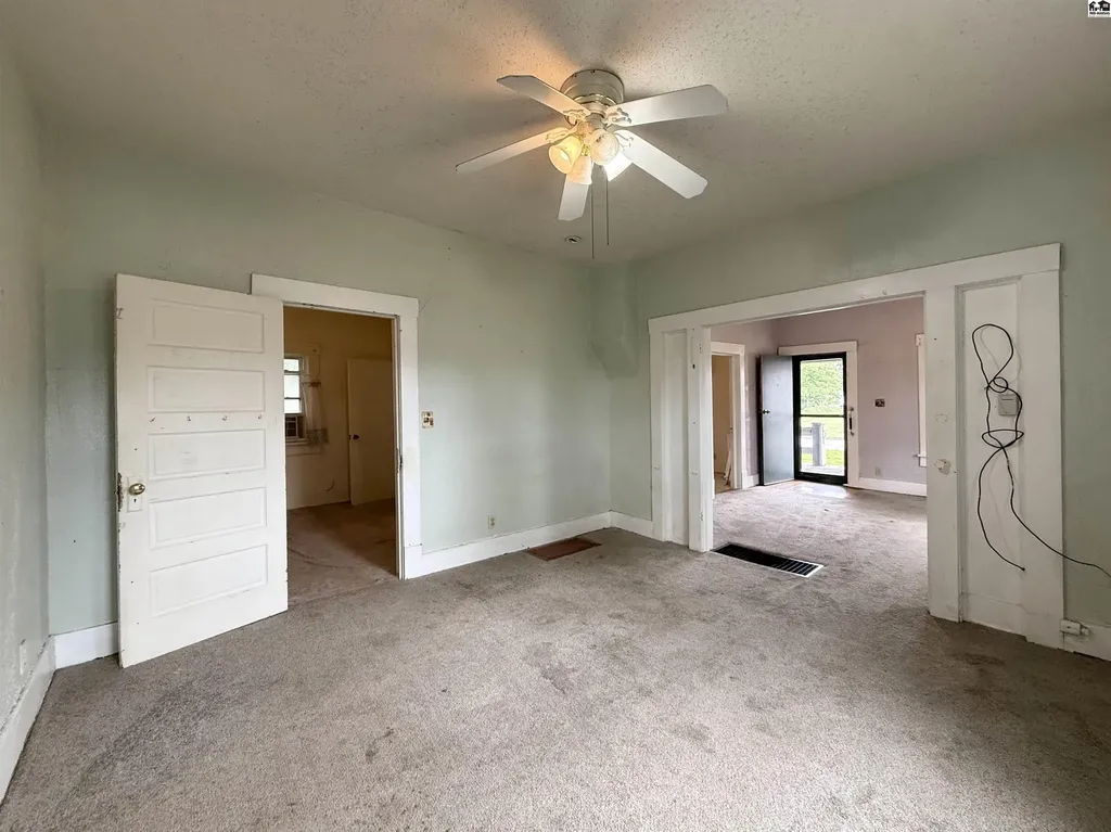 326 N Chemical Street Hutchinson KS 67501
