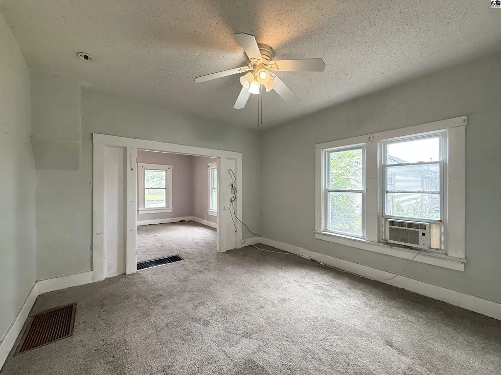 326 N Chemical Street Hutchinson KS 67501