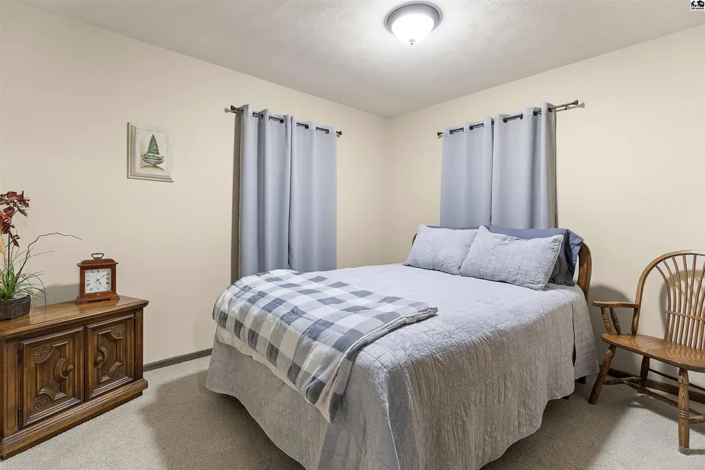 7204 N. Madison Street Hutchinson KS 67502