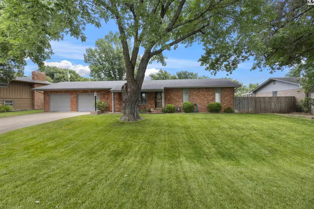 7204 N. Madison Street Hutchinson KS 67502