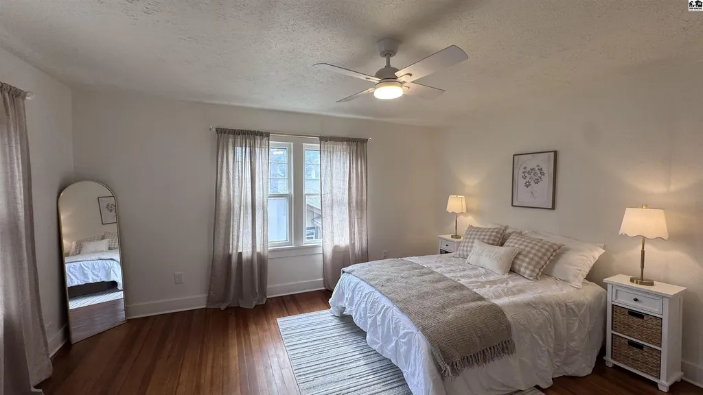 312 Crescent Boulevard Hutchinson KS 67502