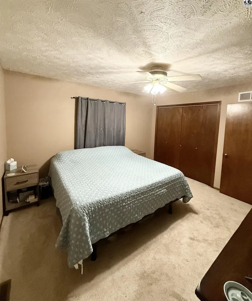 524 Oaklane Street Mcpherson KS 67460