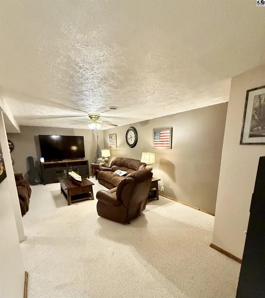 524 Oaklane Street Mcpherson KS 67460