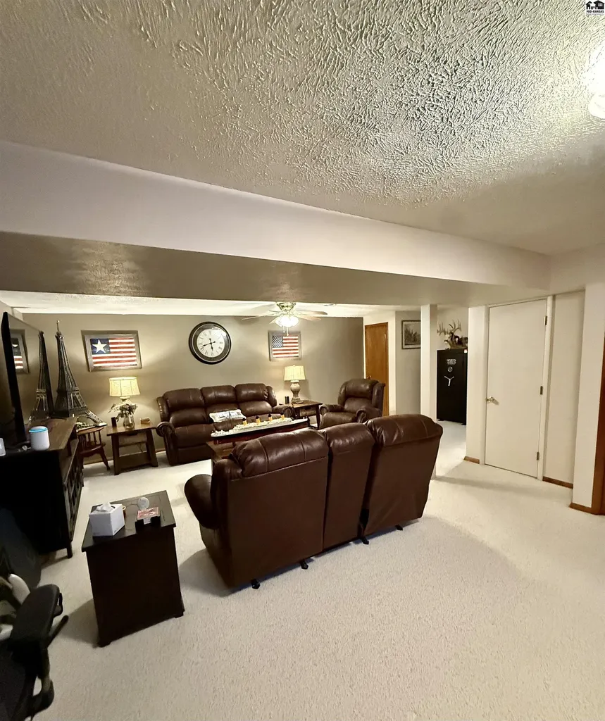 524 Oaklane Street Mcpherson KS 67460