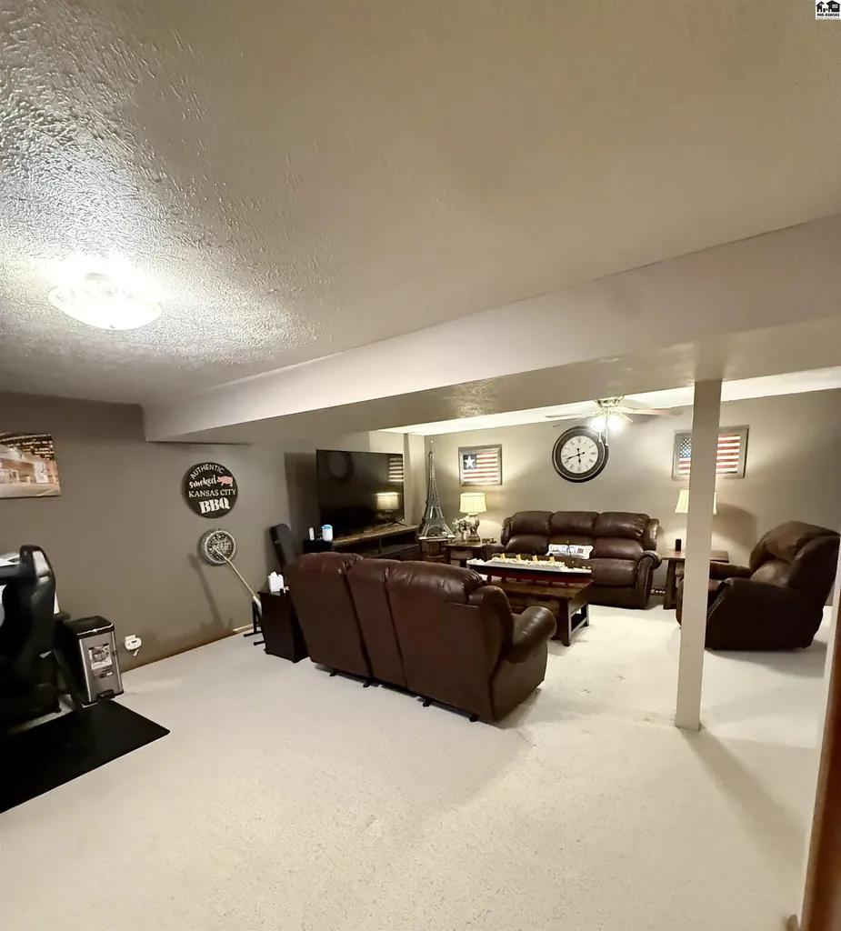 524 Oaklane Street Mcpherson KS 67460
