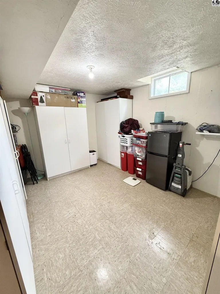 524 Oaklane Street Mcpherson KS 67460