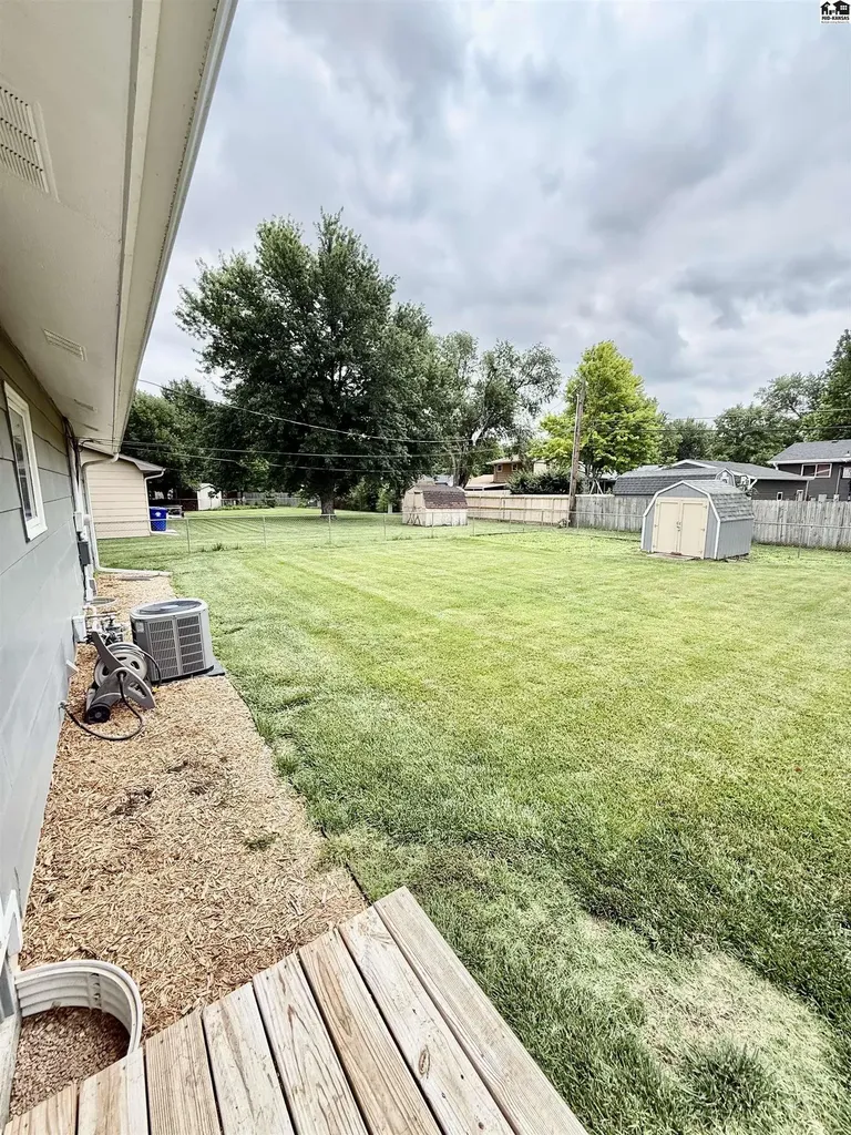 524 Oaklane Street Mcpherson KS 67460