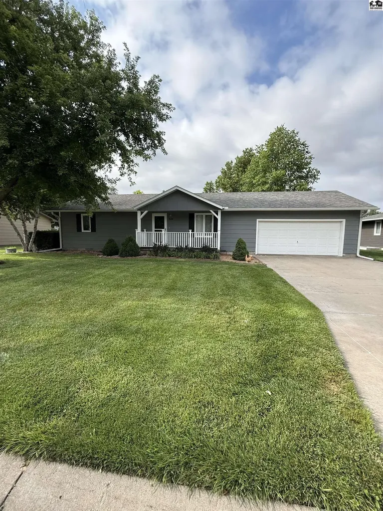 524 Oaklane Street Mcpherson KS 67460