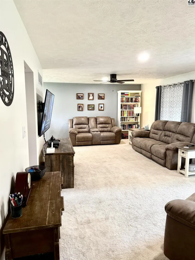 524 Oaklane Street Mcpherson KS 67460