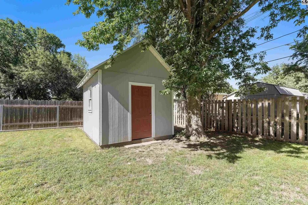 415 S Fisher Street Mcpherson KS 67460