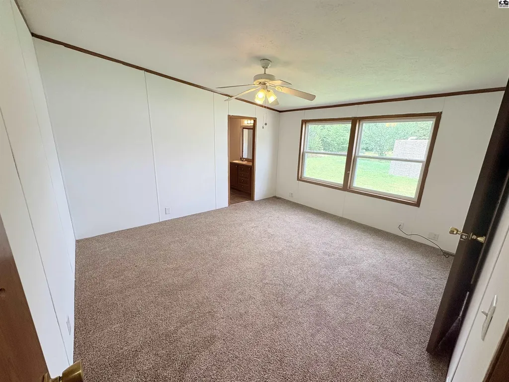 816 Deerfield Mcpherson KS 67460