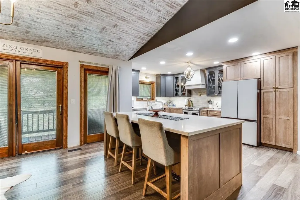 714 S Willison Road Hutchinson KS 67501