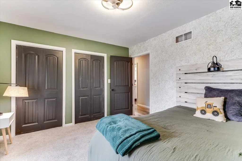 714 S Willison Road Hutchinson KS 67501