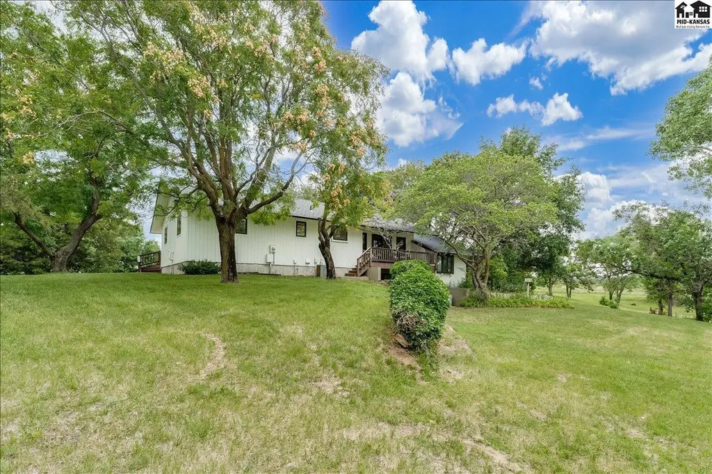 714 S Willison Road Hutchinson KS 67501