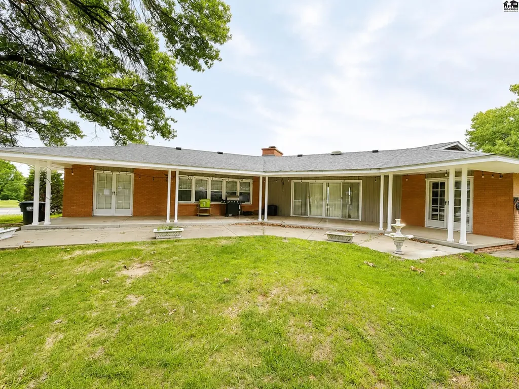 5600 N Plum Street Hutchinson KS 67502