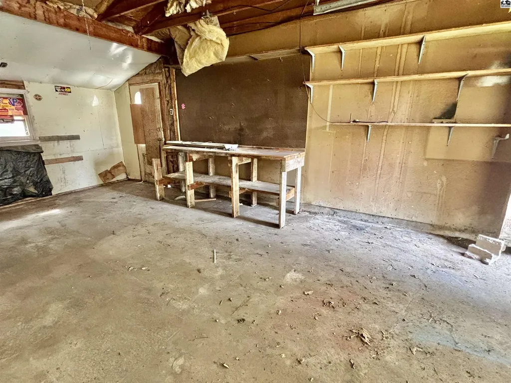 209 S Oak Street Mcpherson KS 67460