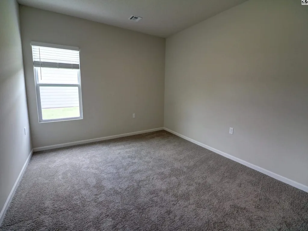 1041 Clubhouse Drive Mcpherson KS 67460
