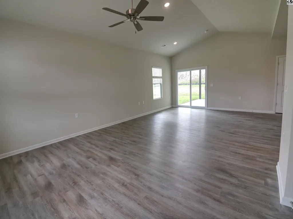 1041 Clubhouse Drive Mcpherson KS 67460