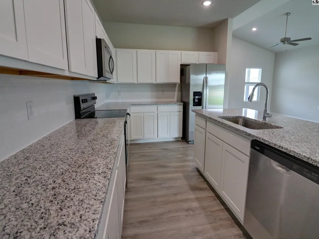 1041 Clubhouse Drive Mcpherson KS 67460