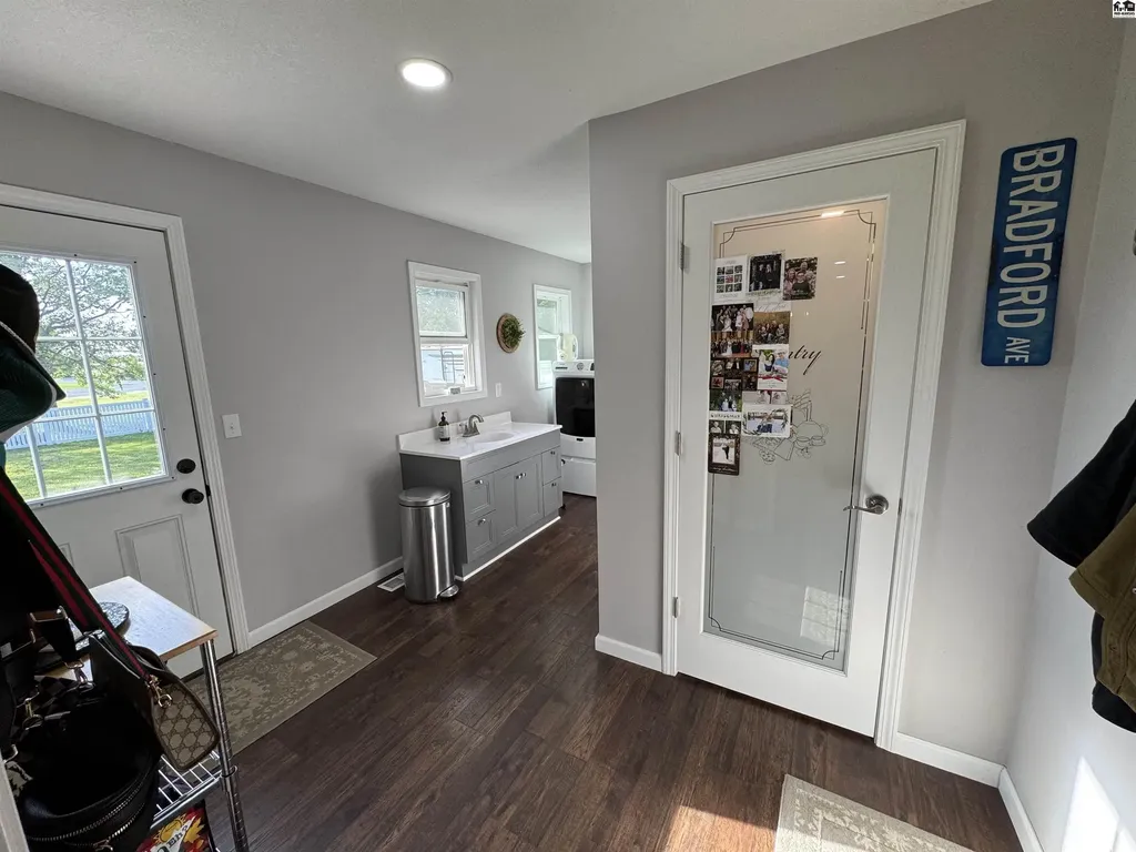 1386 12th Avenue Mcpherson KS 67460