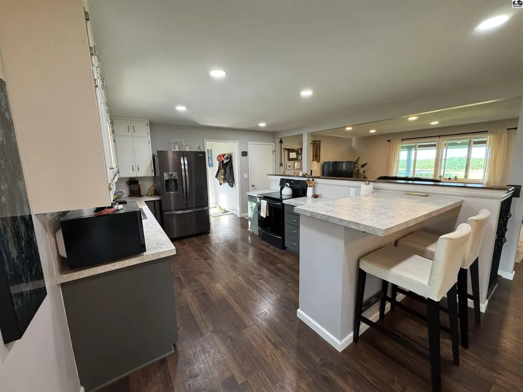 1386 12th Avenue Mcpherson KS 67460