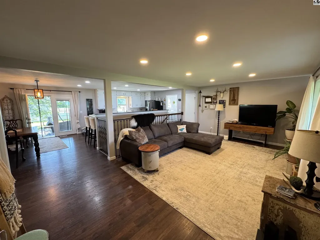 1386 12th Avenue Mcpherson KS 67460