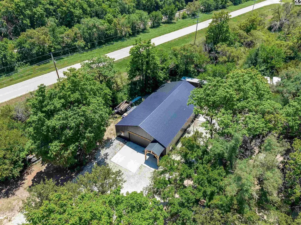 7701 Old K61 Highway N Hutchinson KS 67502