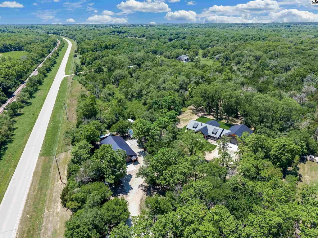 7701 Old K61 Highway N Hutchinson KS 67502