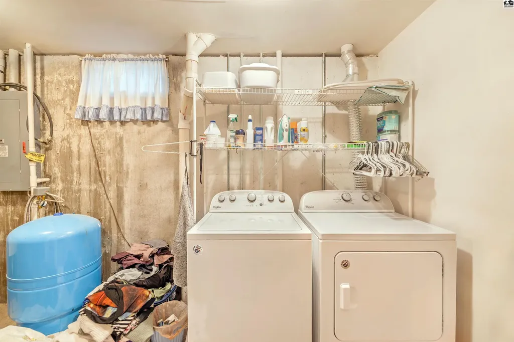 800 E 71st Avenue Hutchinson KS 67502