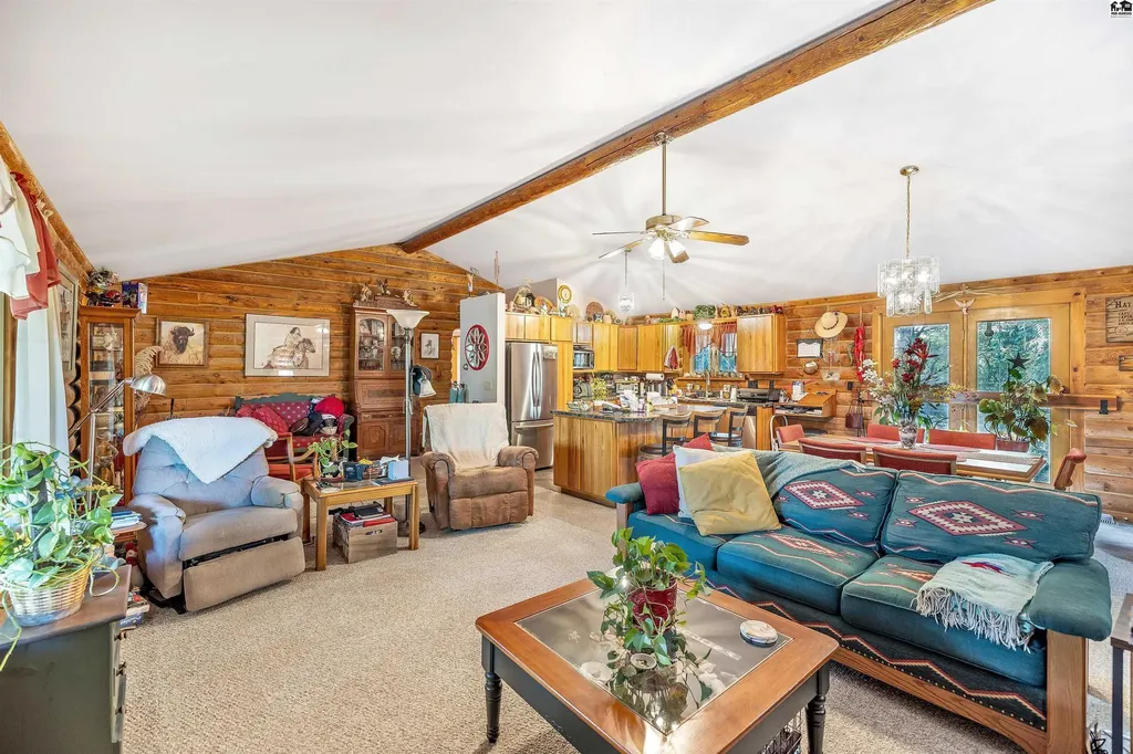 800 E 71st Avenue Hutchinson KS 67502