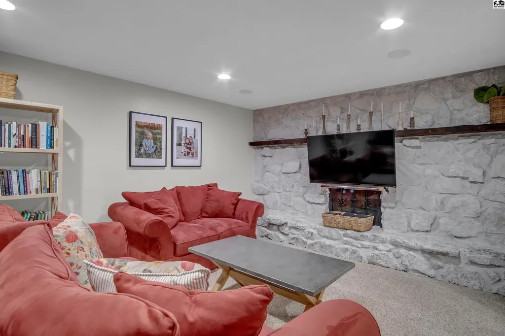 1625 Suncrest Drive Mcpherson KS 67460