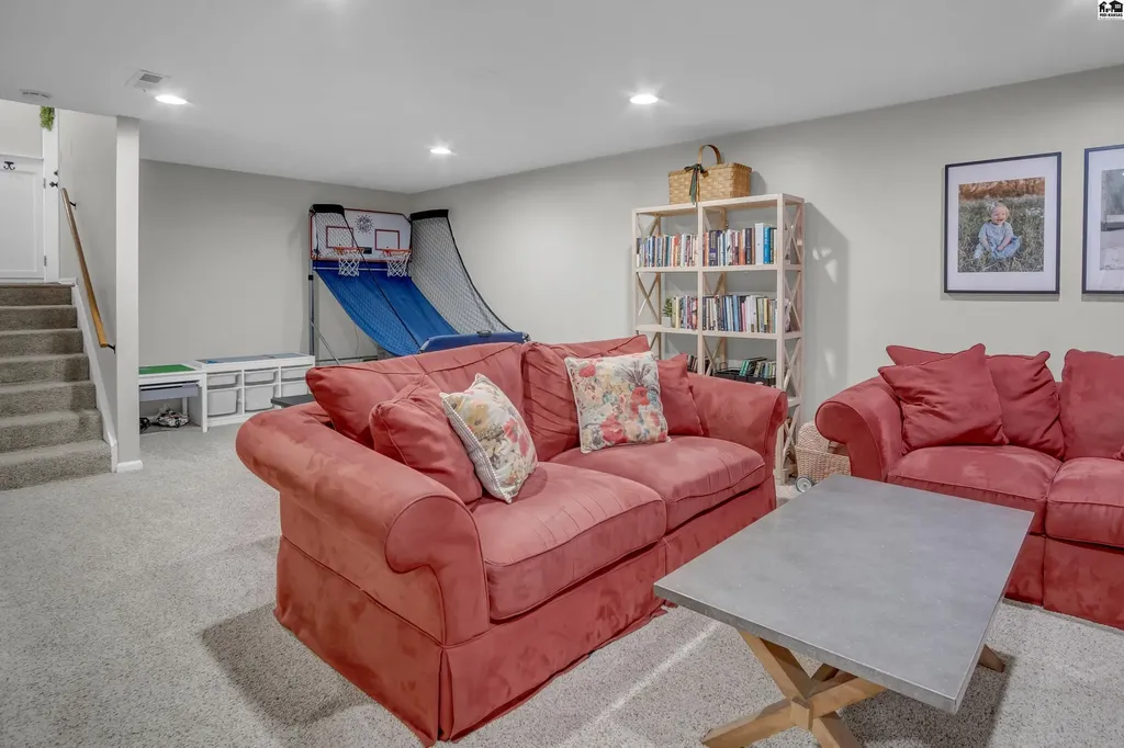 1625 Suncrest Drive Mcpherson KS 67460