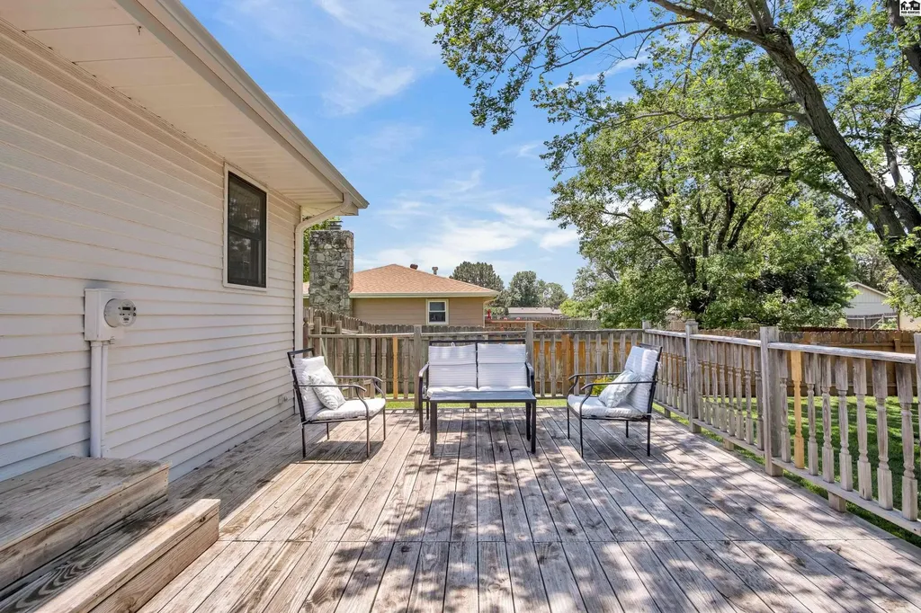 1625 Suncrest Drive Mcpherson KS 67460