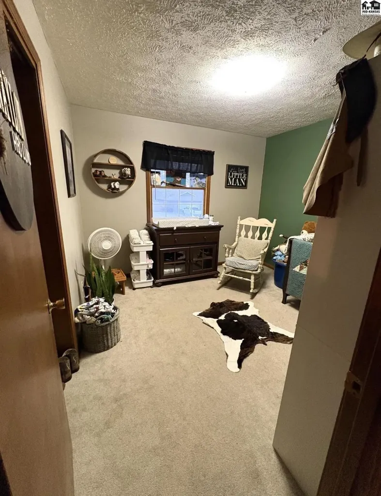 404 Evergreen Court Mcpherson KS 67460