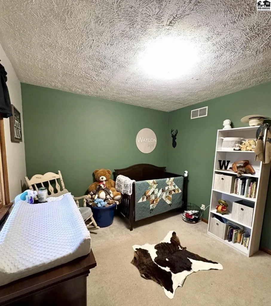 404 Evergreen Court Mcpherson KS 67460