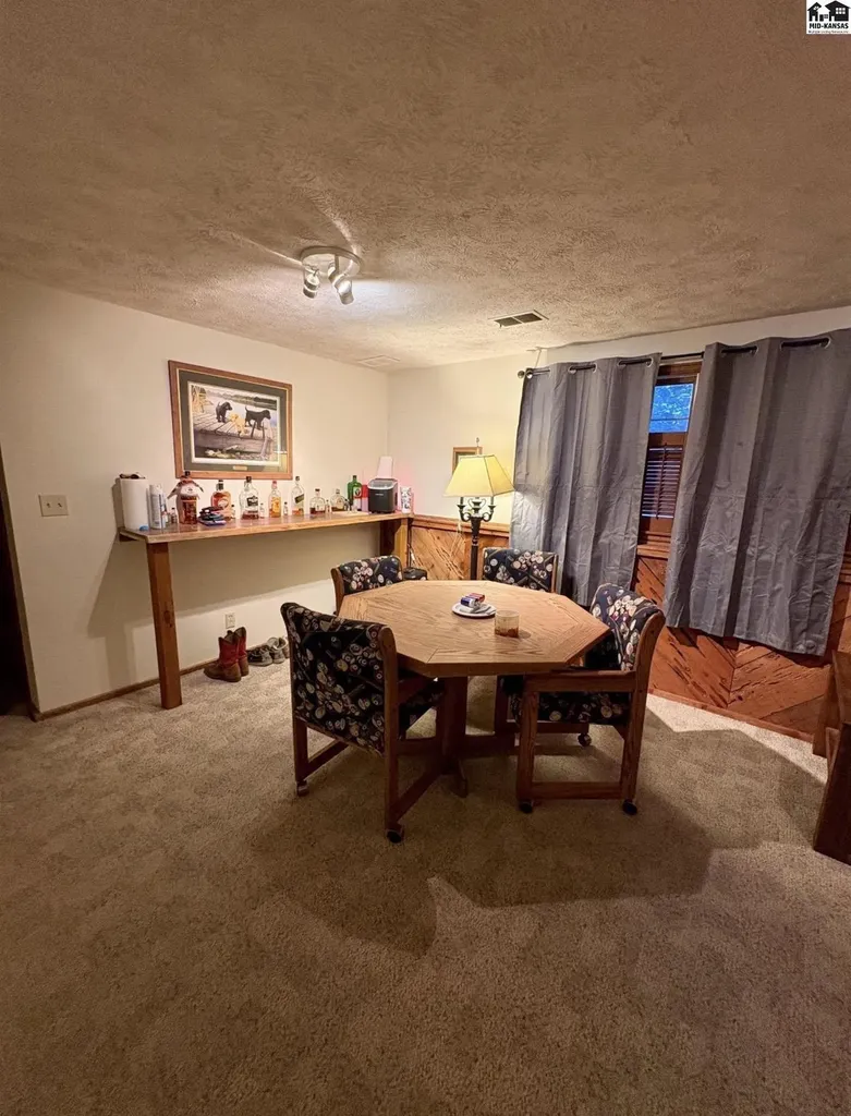 404 Evergreen Court Mcpherson KS 67460