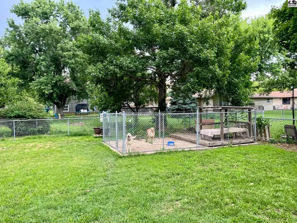 404 Evergreen Court Mcpherson KS 67460