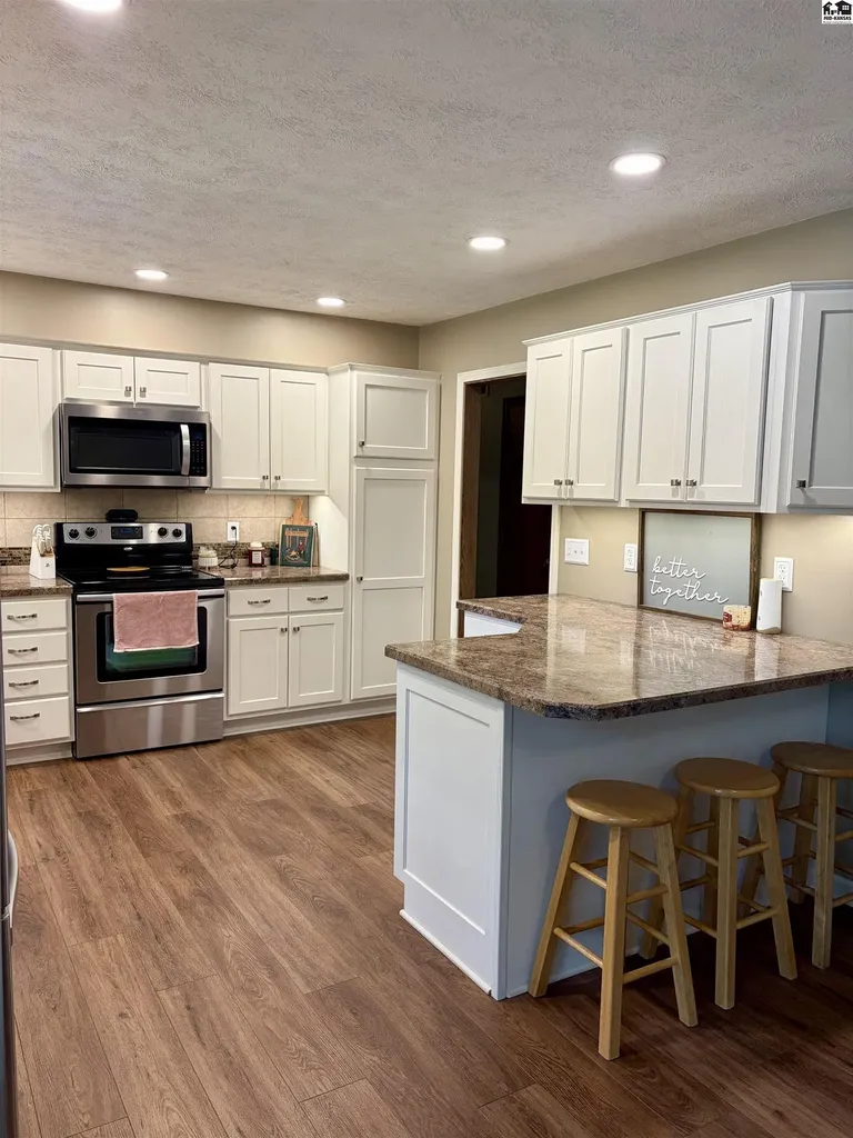 404 Evergreen Court Mcpherson KS 67460