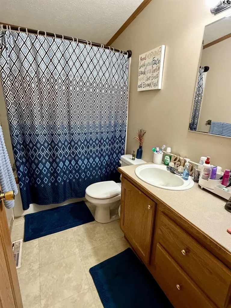 803 Wilderness Mcpherson KS 67460
