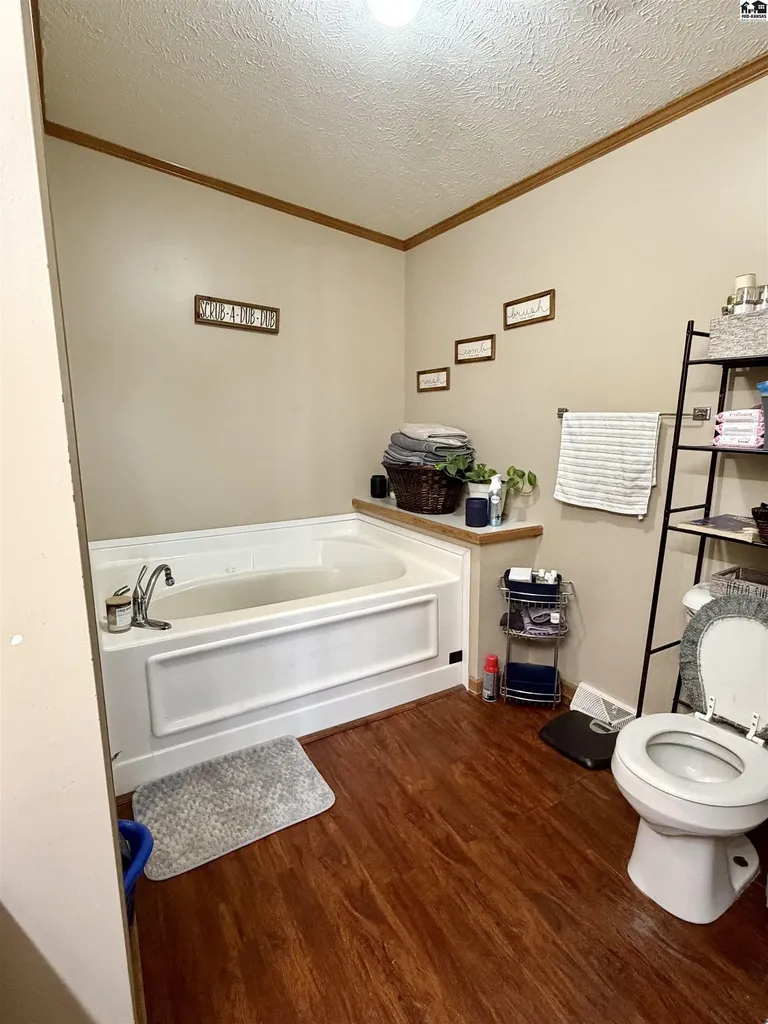803 Wilderness Mcpherson KS 67460