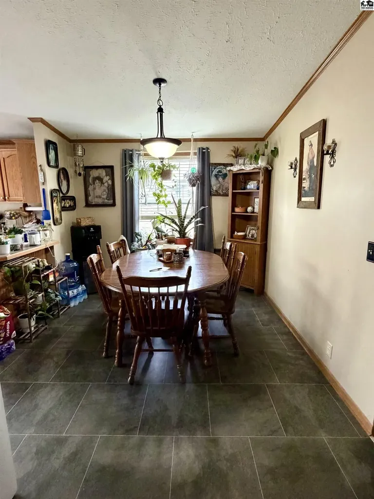 803 Wilderness Mcpherson KS 67460