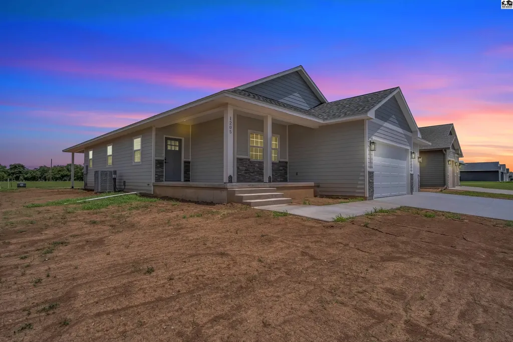1205 Genesis Drive Mcpherson KS 67460