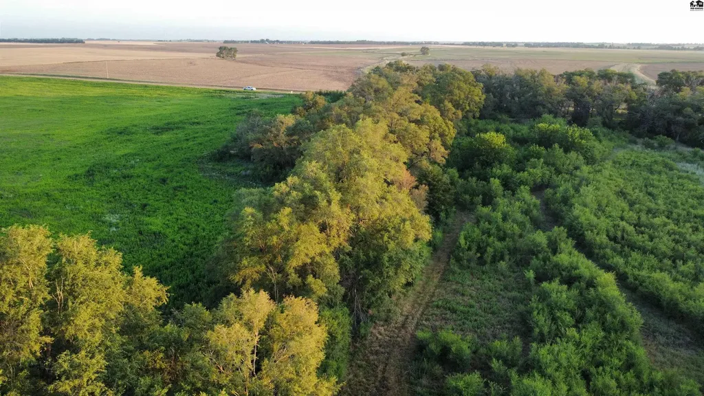 00000 W Boundary Road Pretty Prairie KS 67570