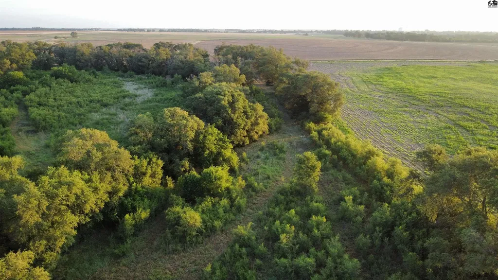 00000 W Boundary Road Pretty Prairie KS 67570