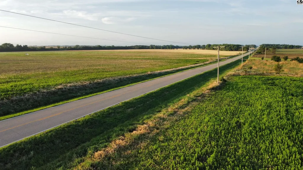 00000 S Dean Road Pretty Prairie KS 67570