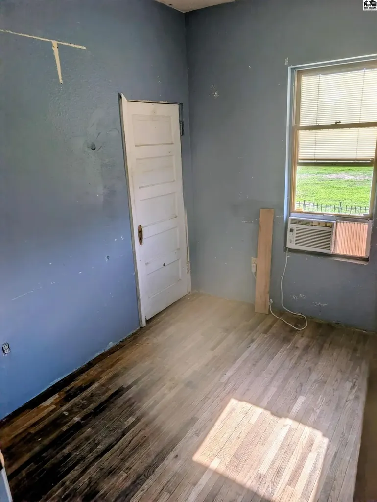 424 E Carpenter Street Hutchinson KS 67501