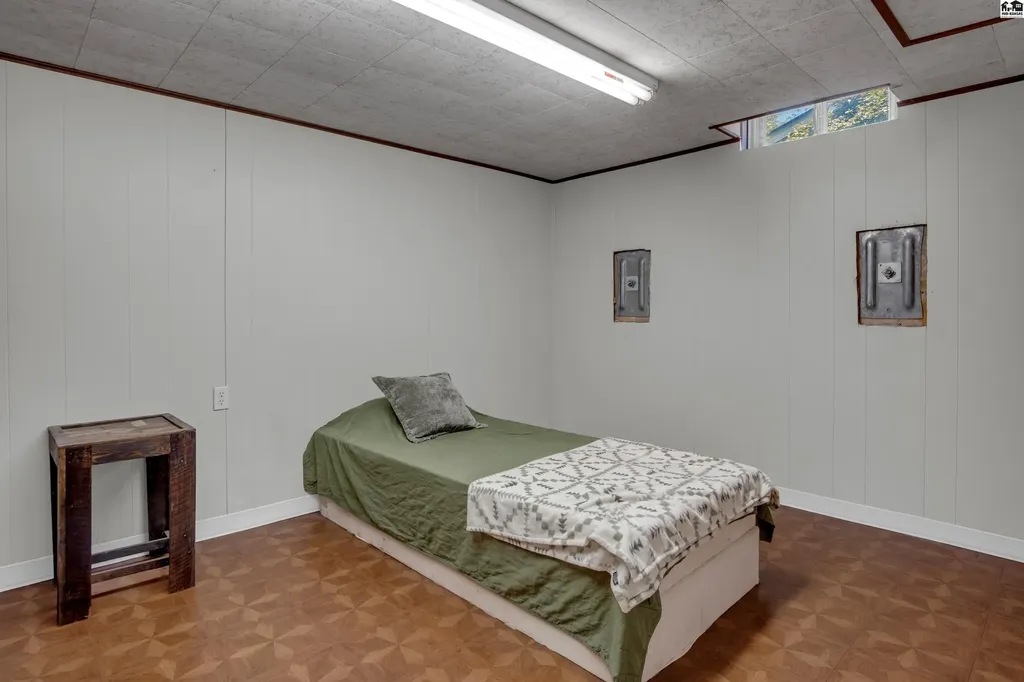 102 S Eby Street Mcpherson KS 67460