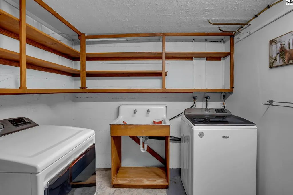 102 S Eby Street Mcpherson KS 67460