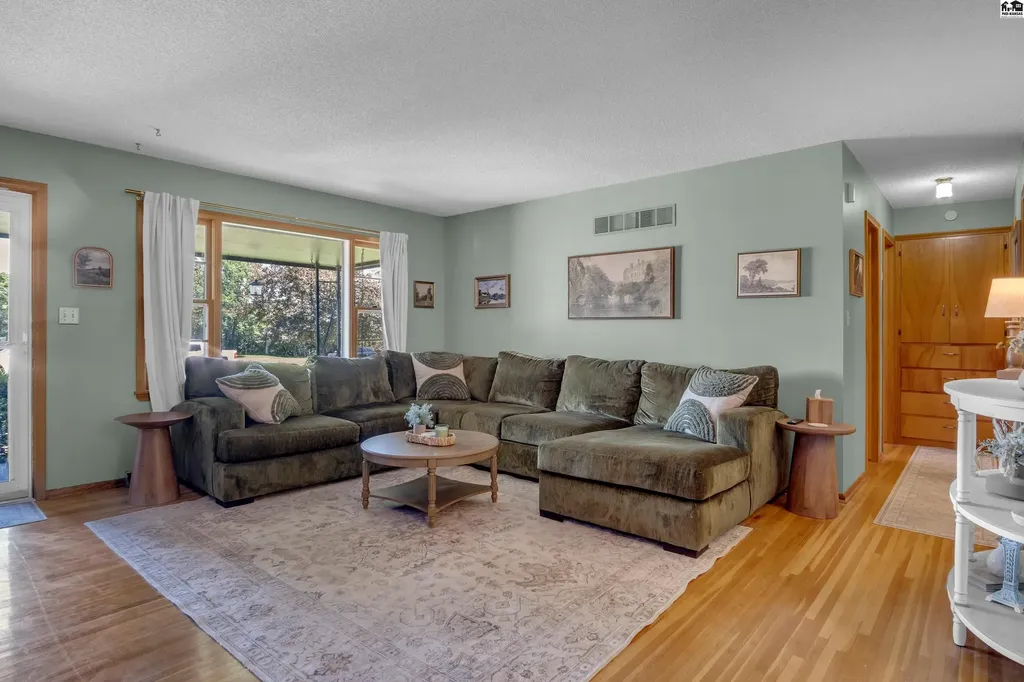102 S Eby Street Mcpherson KS 67460